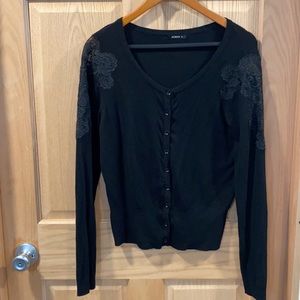 Black cardigan-lace arm detail size Lg